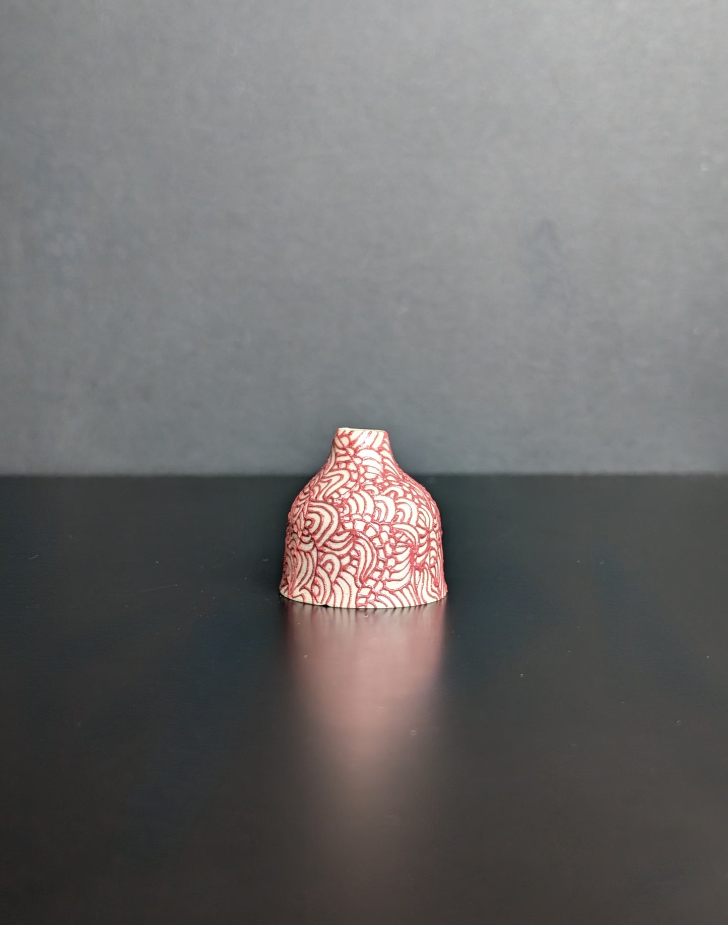 Midi Bud Vase, Slip Trail Flourish Pink Bottle