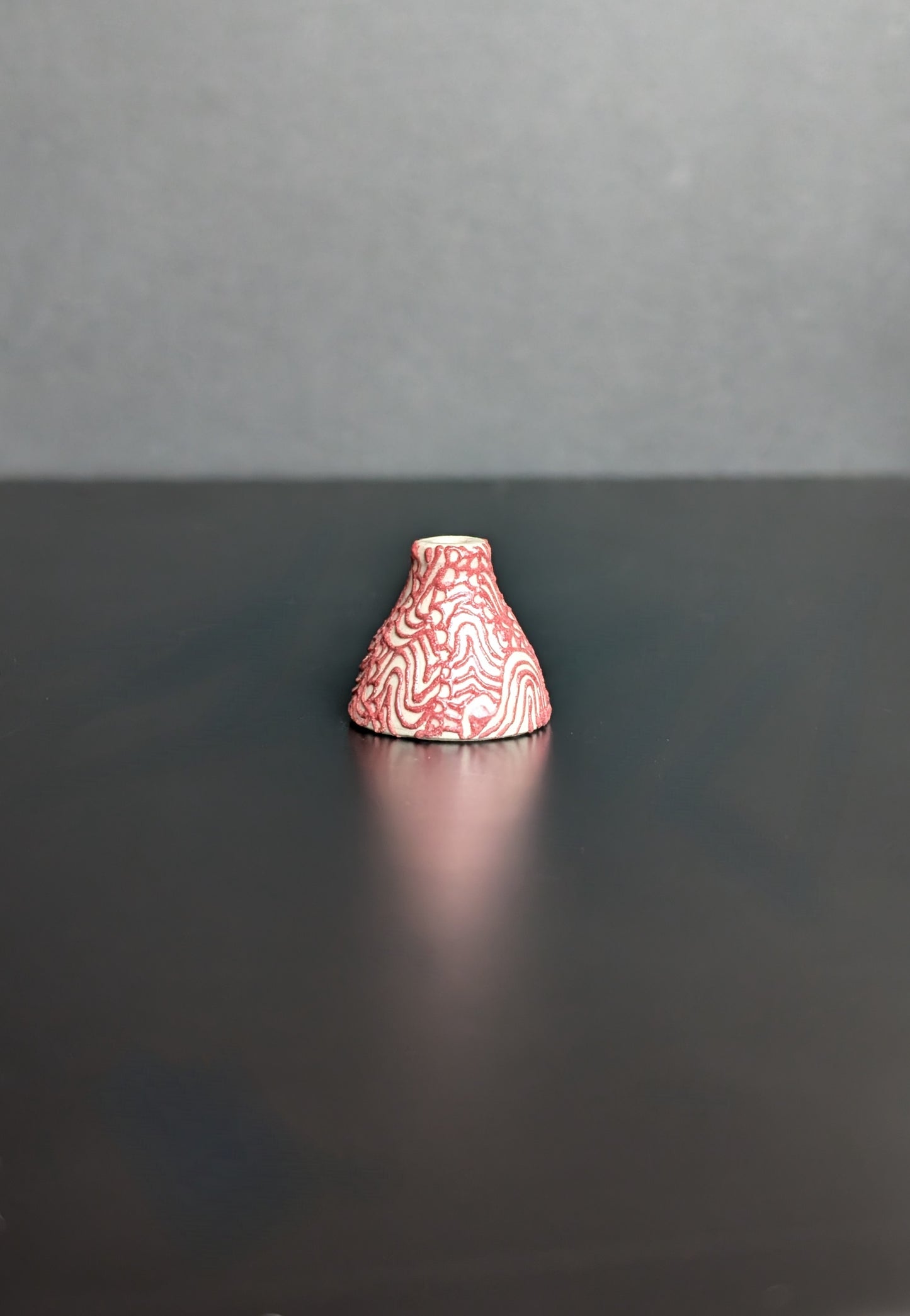 Mini Slip Trail Flourish Pink Bottle Vase