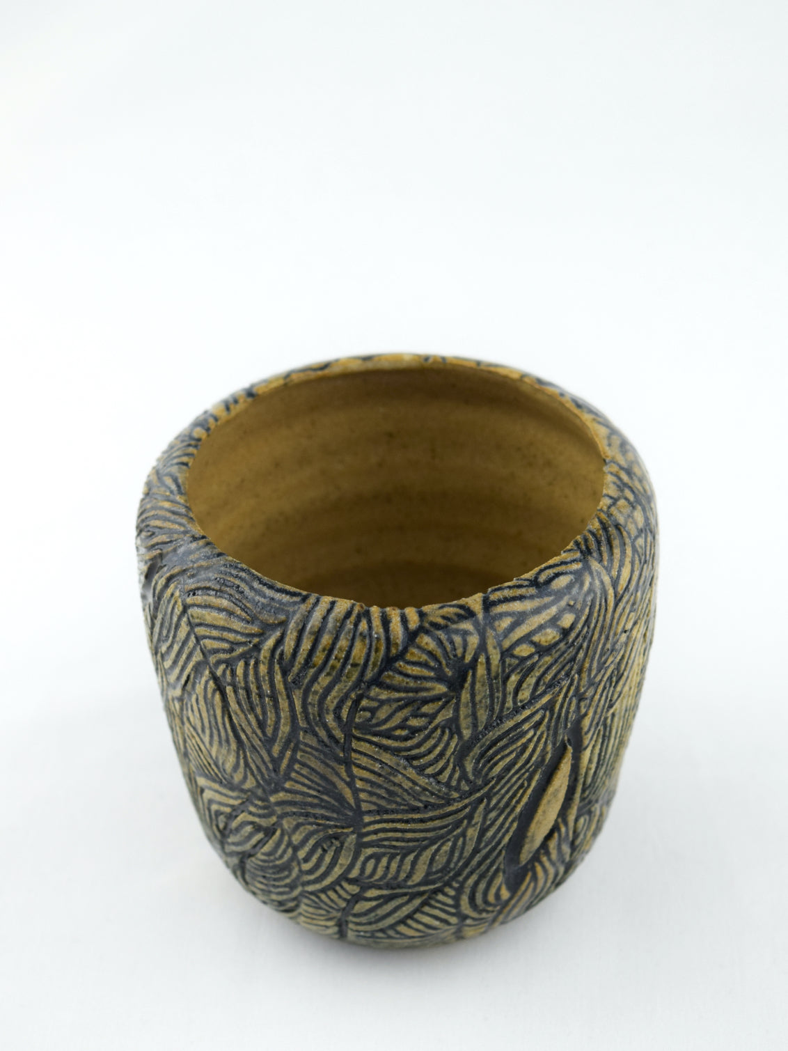 POSY VASE -STONEWARE & BLACK - FLOURISH