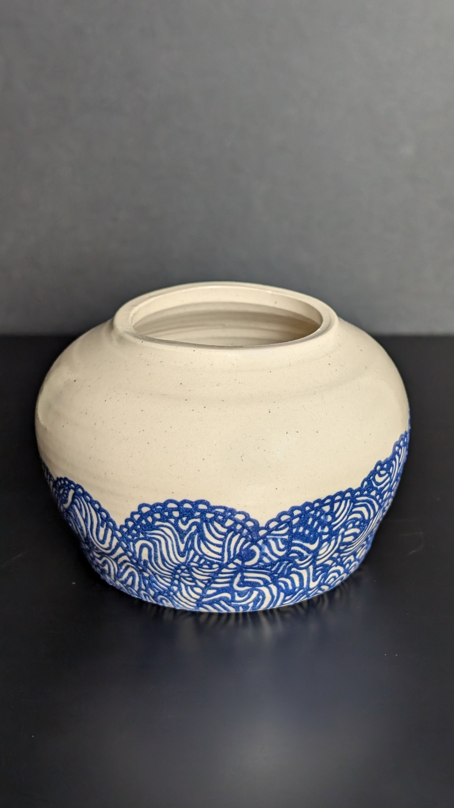 Posy Bowl Vase, Blue Lacey Slip Trail Decoration