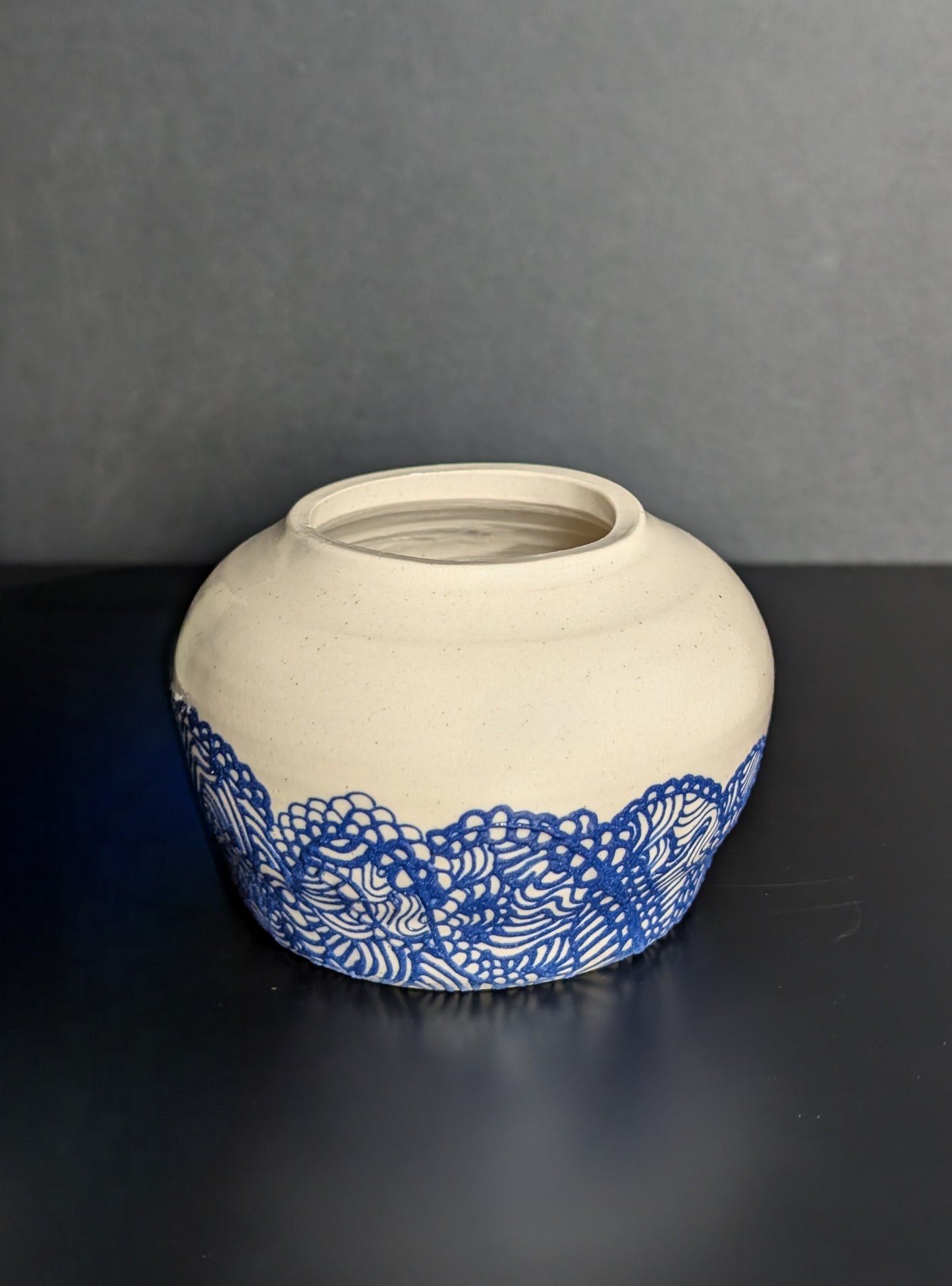 Posy Bowl Vase, Blue Lacey Slip Trail Decoration