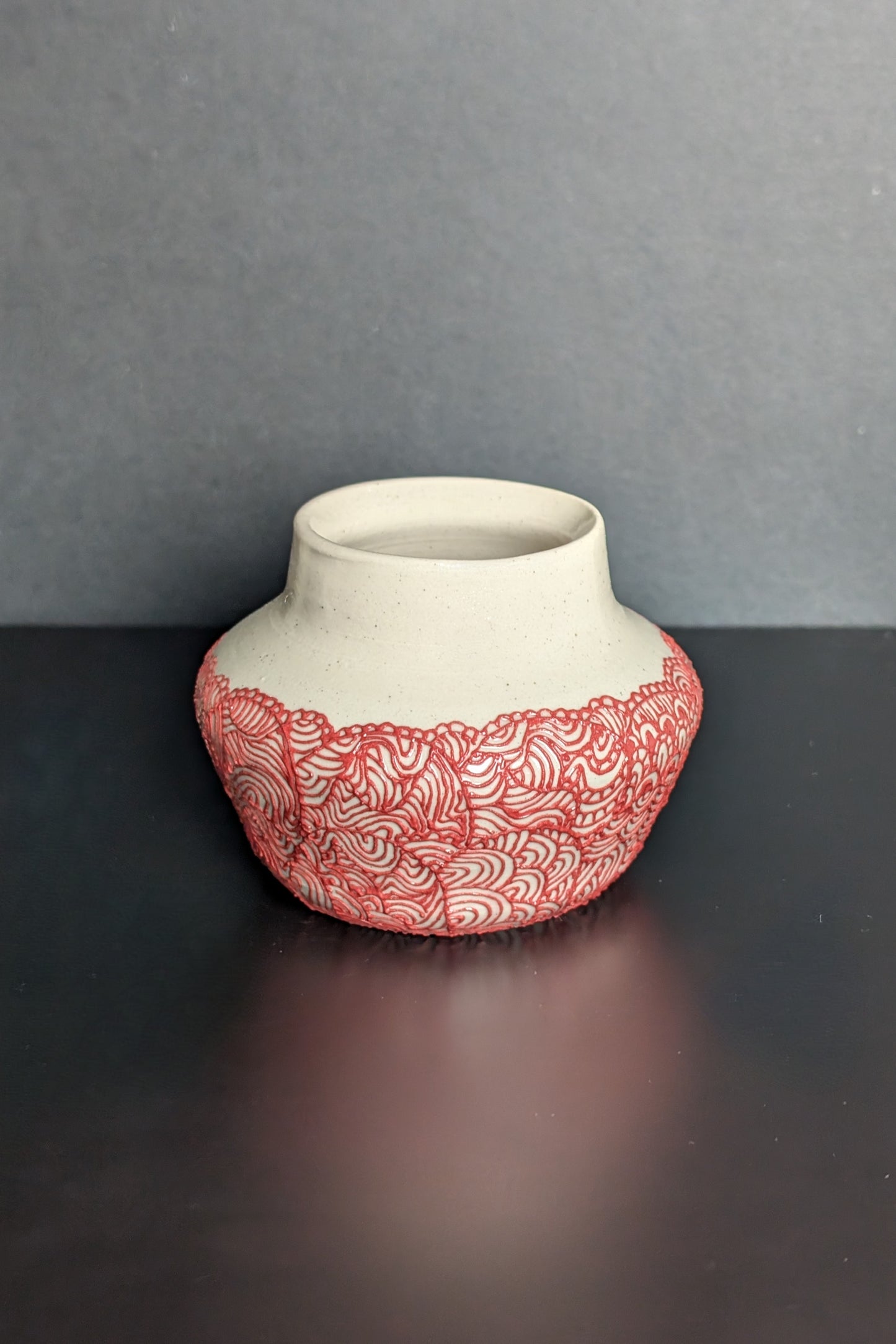 Posy Bowl Vase, Red Lacey Slip Trail Decoration