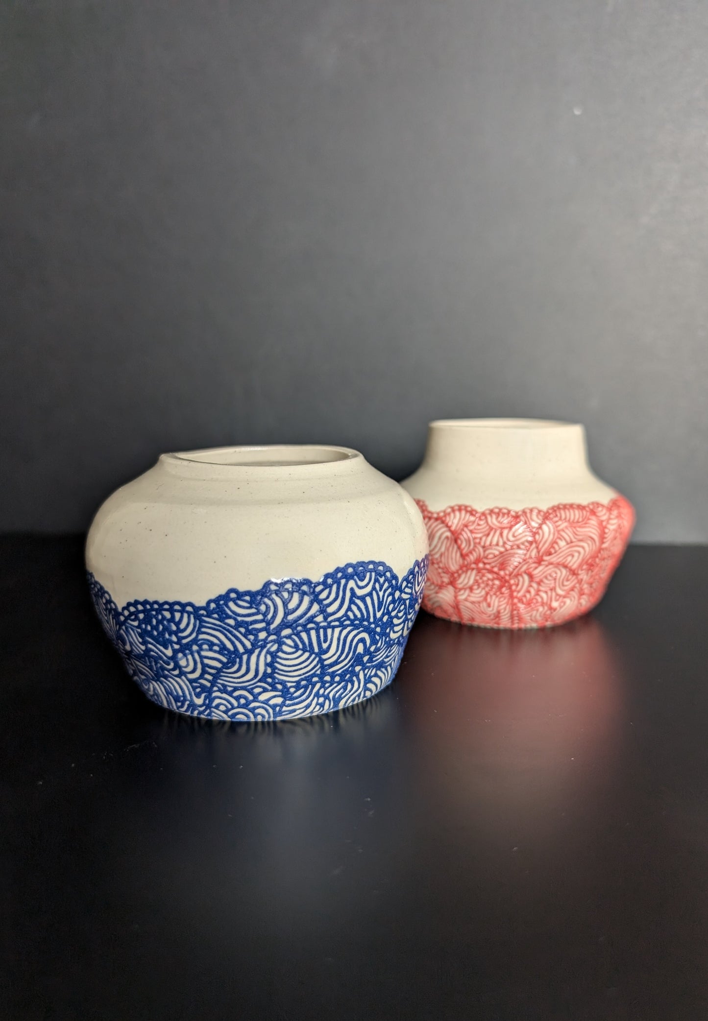 Posy Bowl Vase, Red Lacey Slip Trail Decoration