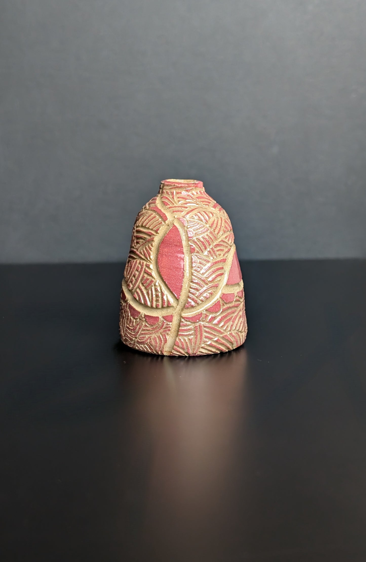 Midi Bud Bottle Vase, Pink Sgraffito Decoration