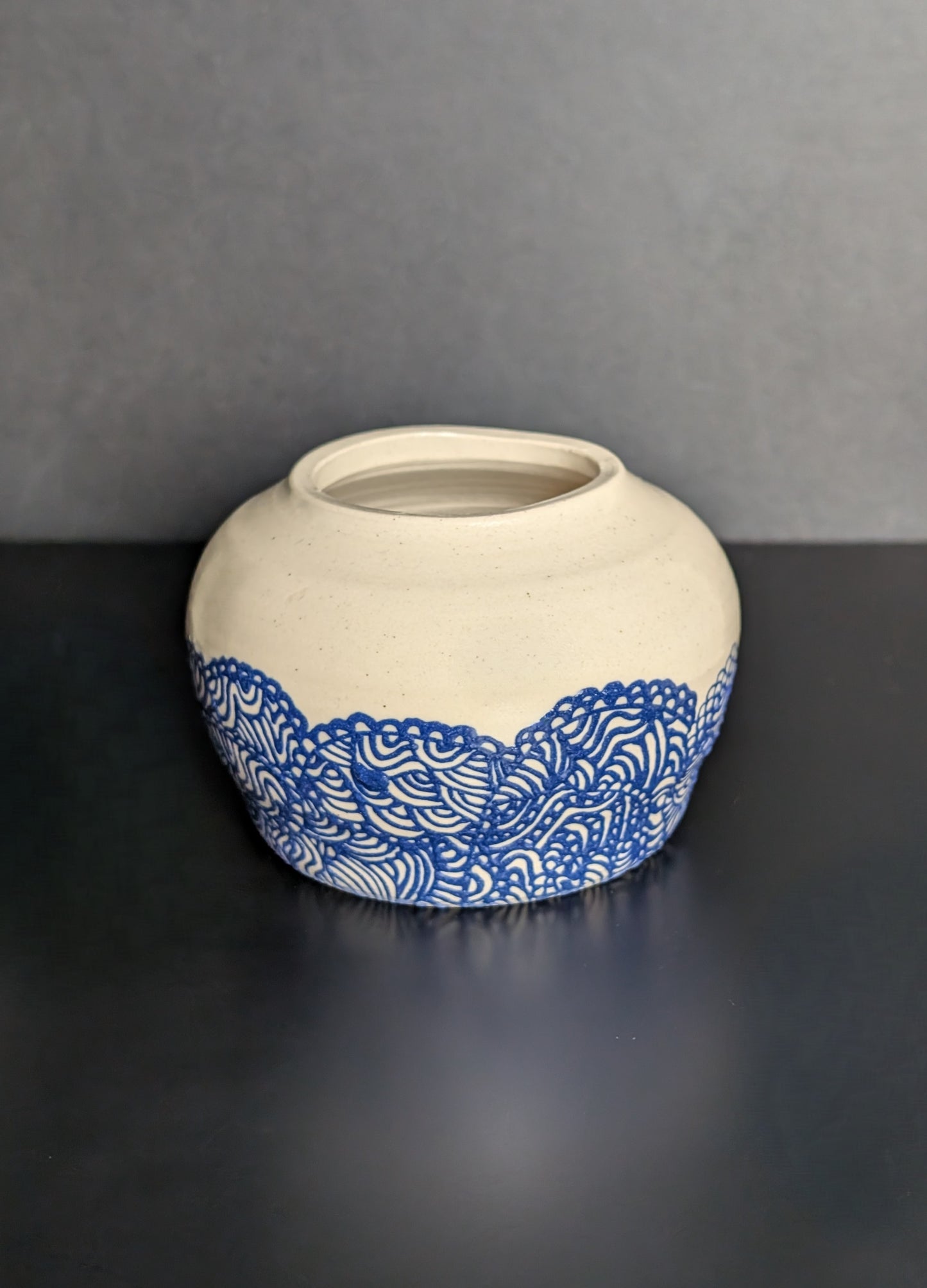 Posy Bowl Vase, Blue Lacey Slip Trail Decoration