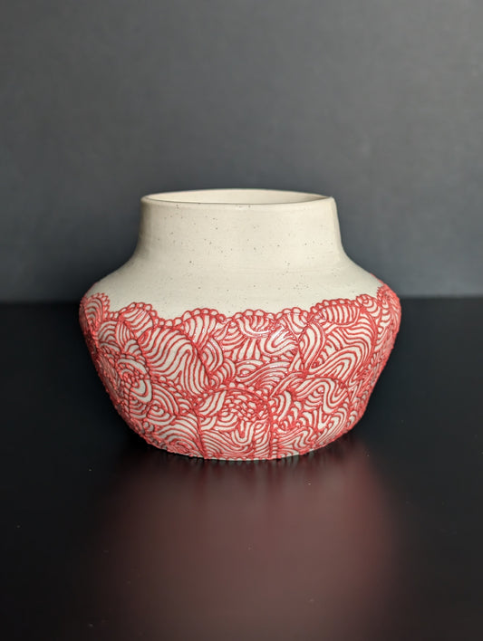 Posy Bowl Vase, Red Lacey Slip Trail Decoration