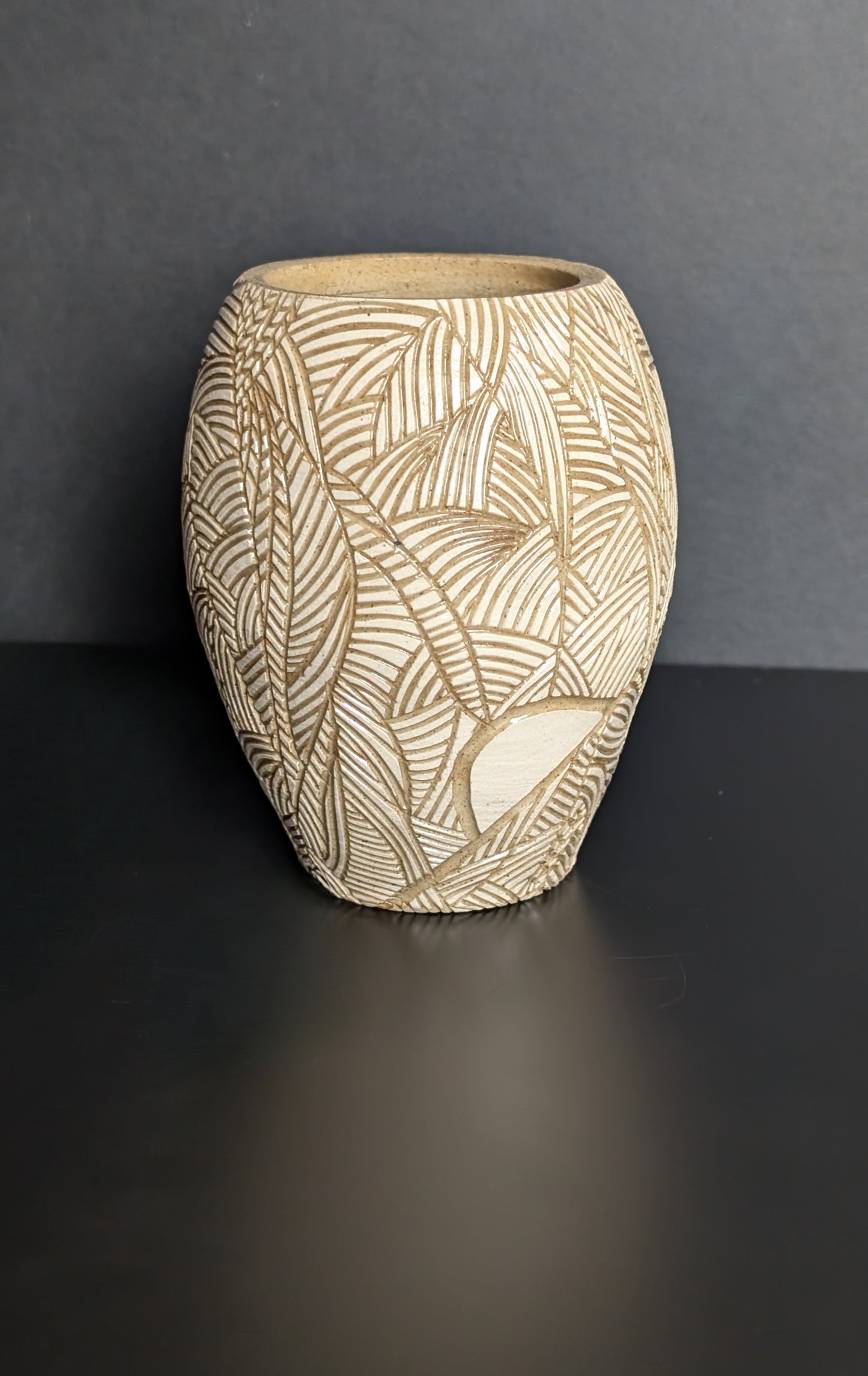 Posy Vase, Cream Sgraffito Decoration