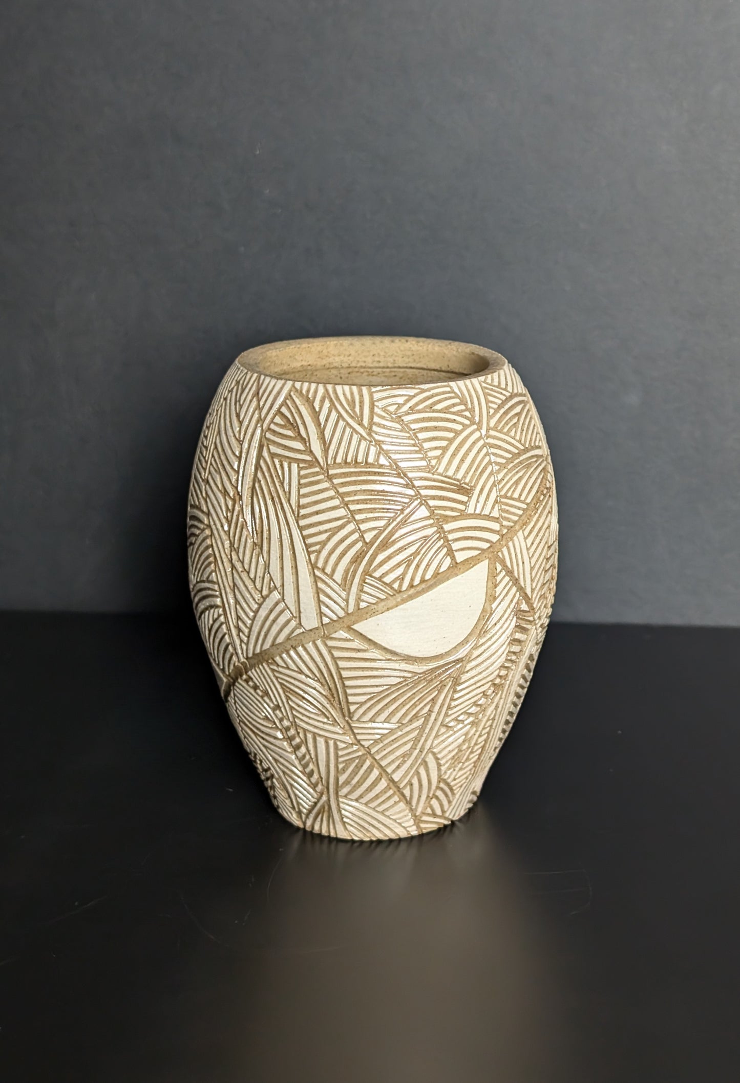 Posy Vase, Cream Sgraffito Decoration