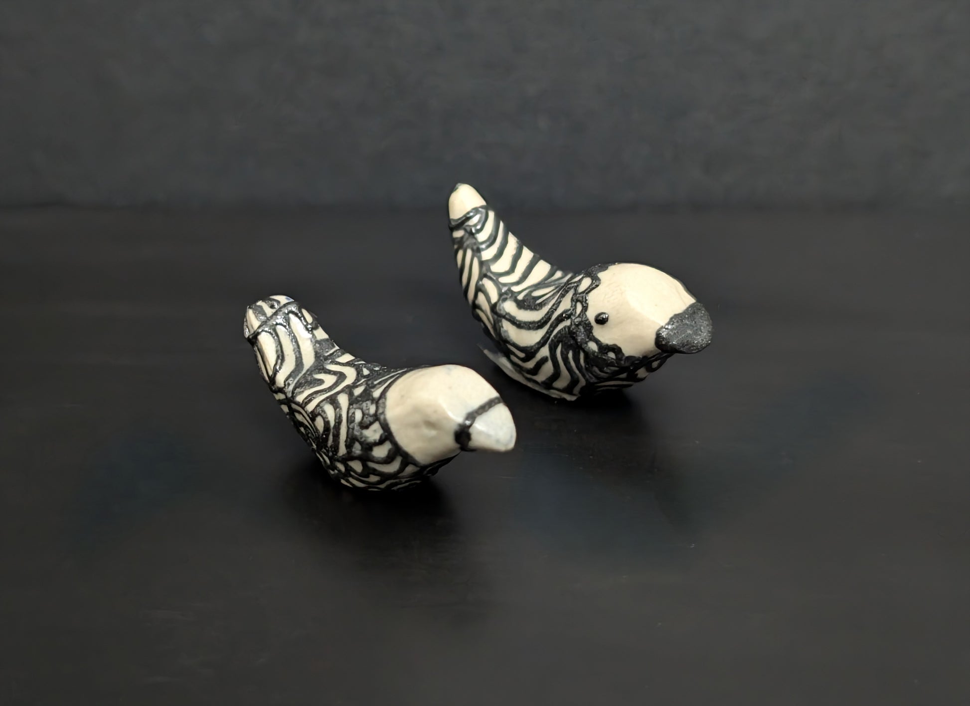 Tiny_BIRD_stoneware_FIGURINE_-_10